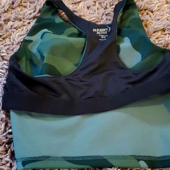 Old Navy Active camo jogger outfit - Picture 14 of 14